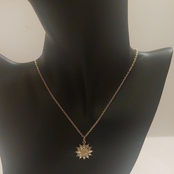 Gold Tone Rhinstones Sun Pendant With Necklace 17' L Adjustable Length, NIB - Picture 1 of 3